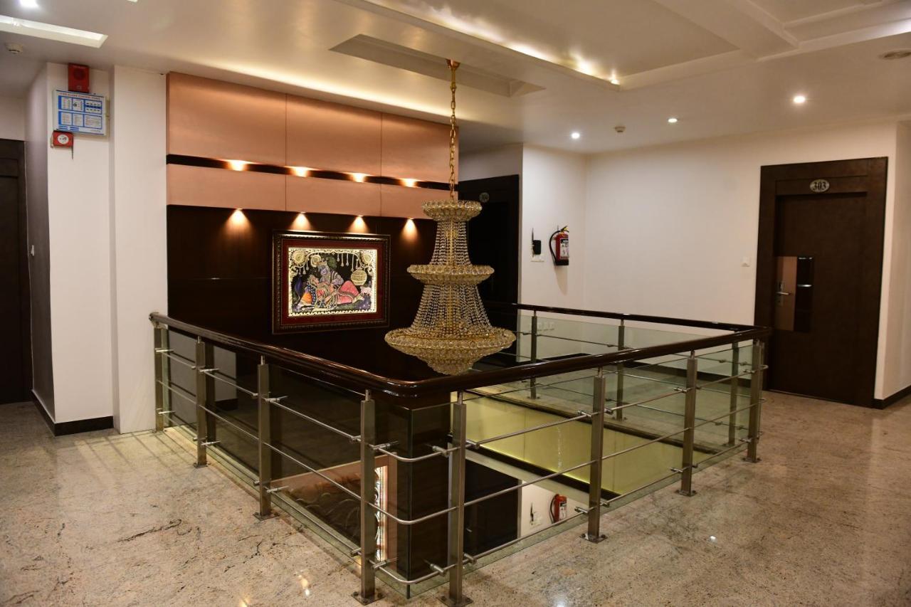Hotel Ravisha Continental Allāhābād Junction Eksteriør bilde
